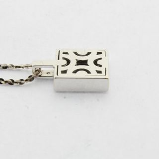 Cadena con colgante oro con brillantes y ónix