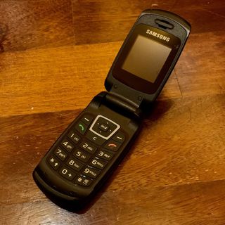 Set di 3 vintage phone da collezione/esposizione