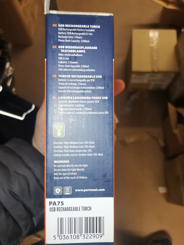 Torcia ricaricabile a led USB nuova 