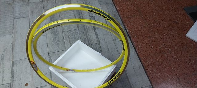 LLANTAS FIR AMARILLAS