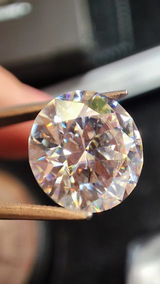 Diamante talla brillante 0'66ct