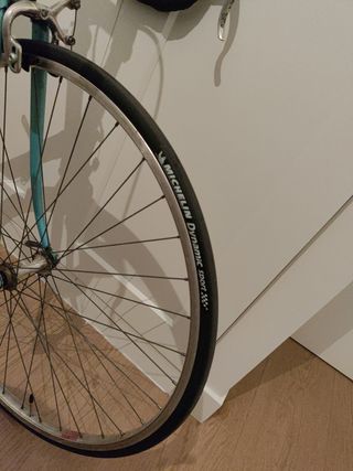 Bicicleta de carretera a restaurar