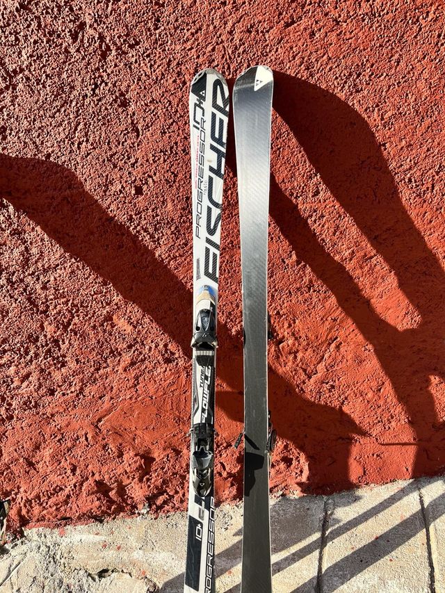 Esquíes FISCHER PROGRESSOR 167 cms. R16 