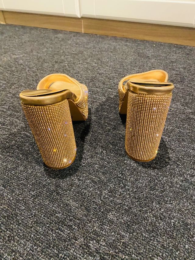 Sansalias Fiesta con brillo