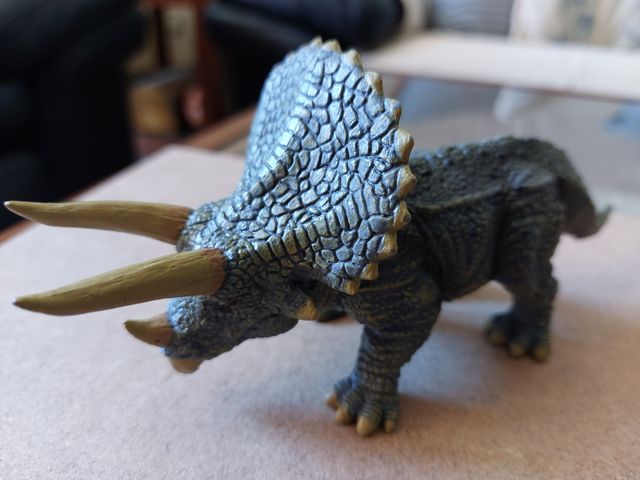 DINOSAURIOS MACIZOS TRES UNIDADES.