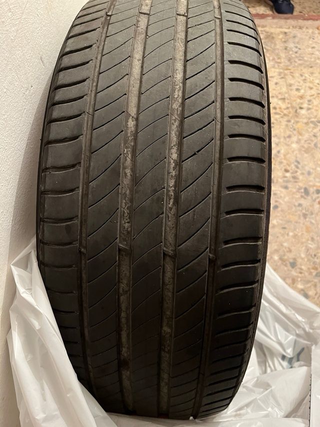 Neumatico Michelin