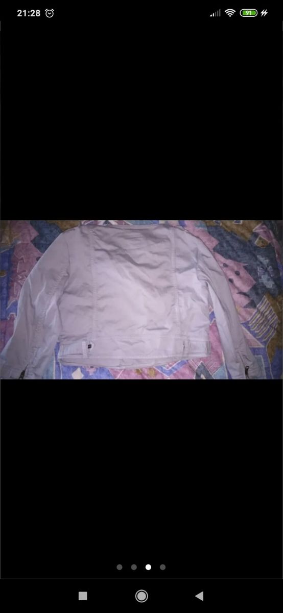 Chaqueta gris tachuelas NUEVA PULL&BEAR