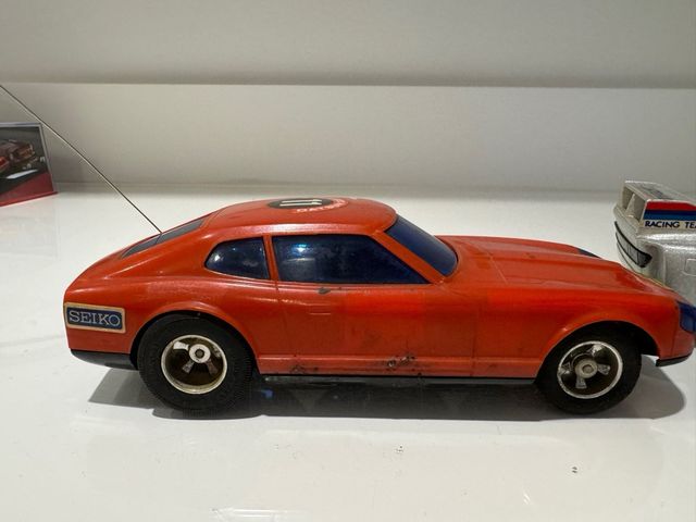 lote 2 Coche teledirigido datsun + bmw