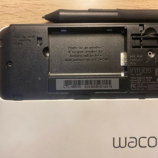 Tablet y Pen de Dibujo WACOM INTUOS
