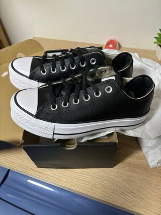 Zapatillas Converse negras con plataforma