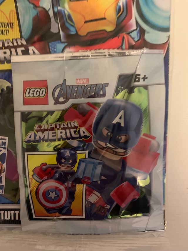 Lego Magazine Marvel Avengers N.12