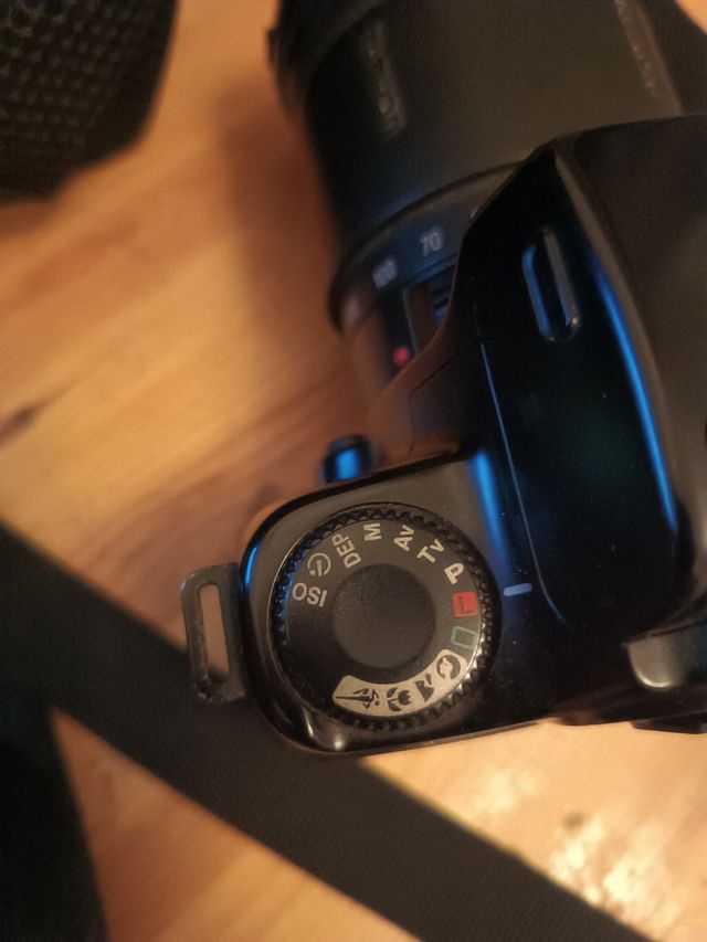 Canon EOS 1000F + Objetivo TAMRON 28-200