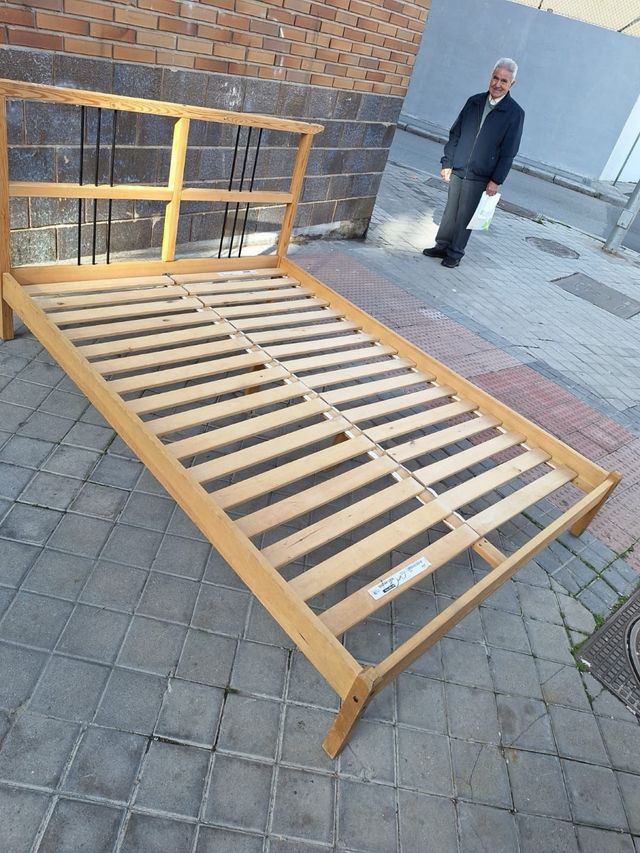 Cama 140 x 2 Mts TRANSPORTE INCLUIDO