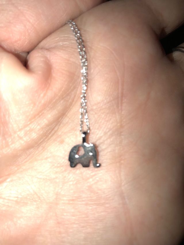 CADENA CON ELEFANTE EN PLATA