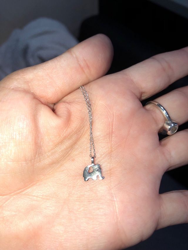 CADENA CON ELEFANTE EN PLATA