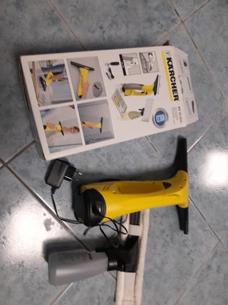 Macchina pulizia vetri