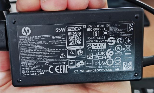 Cargador original HP 65W