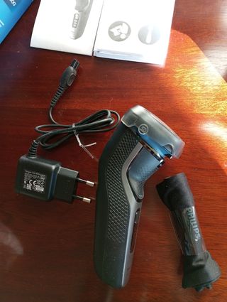 Maquinilla de afeitar recargable