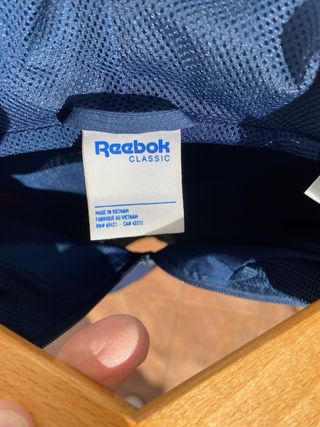 CHAQUETA CORTAVIENTOS REEBOK