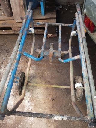 Carretilla portabidones