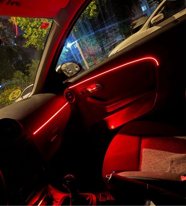 Instalacion de luces ambientales led coche