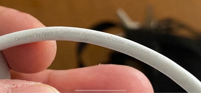 Adaptador de corriente Apple USB-C de 61w