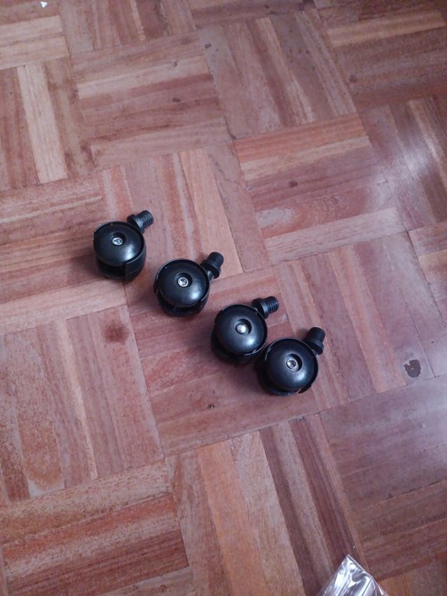 4Ruidas para mesas