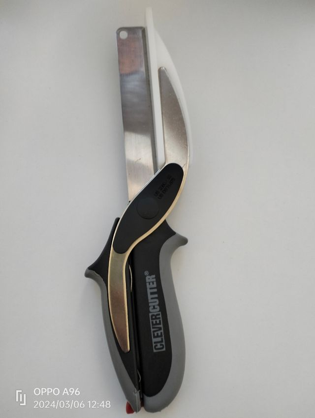 Forbice da cucina nero e grigio🌺