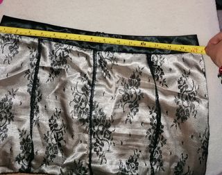 Vestido de Raso y encaje negro para even