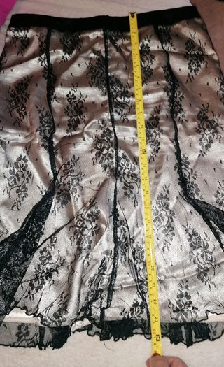 Vestido de Raso y encaje negro para even