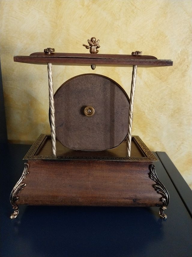 Orologio con carillon