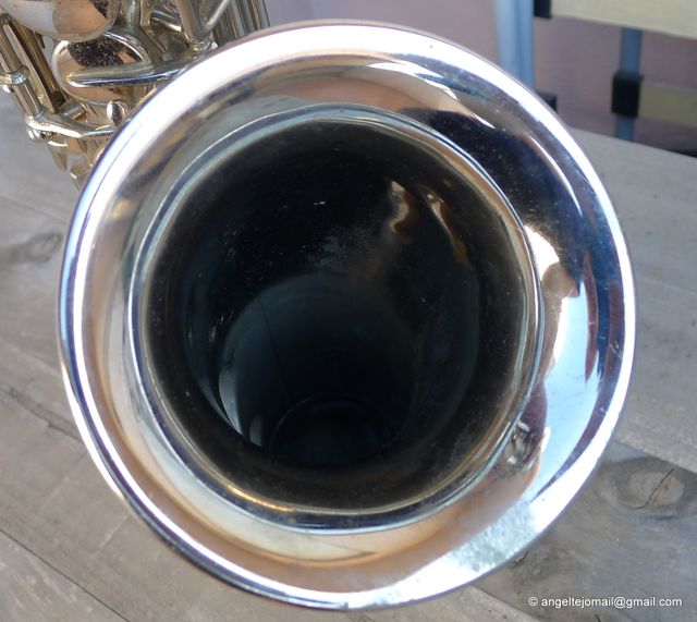 Saxofon alto profesional. Arta Guban Romania