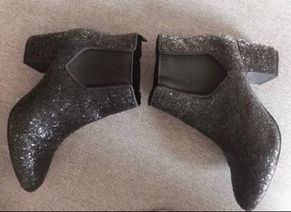 botines Stradivarius T.40