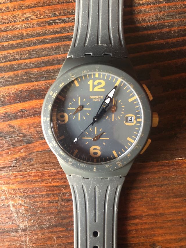 Orologio swatch resistente all’acqua