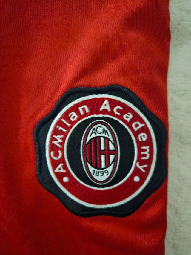 Maglia L milan academy vintage
rossonera maglietta