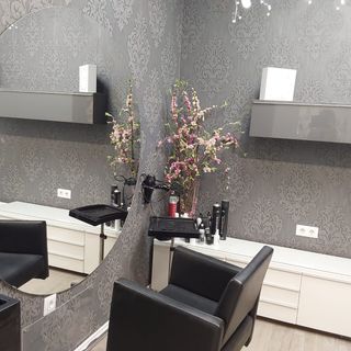 R7046568 Traspaso de Centro de Uñas en Terrassa