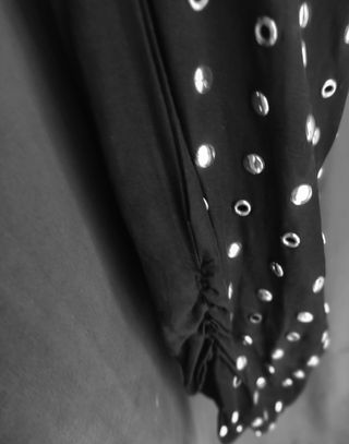 Abito elegante donna firmato, vestito con borchie