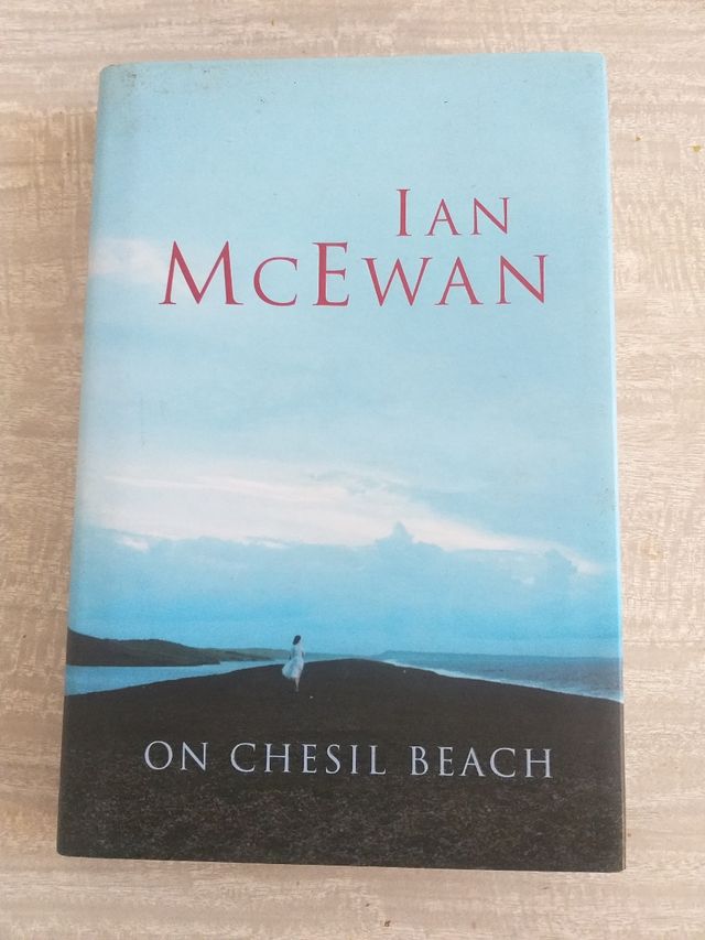 ON CHESIL BEACH.Ian McEwan