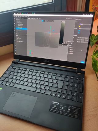 Portátil Gigabyte Aero