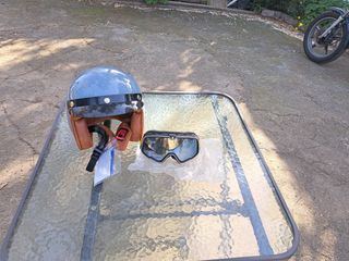 SE VENDE CASCO DE MOTO 