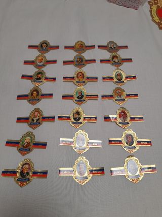 Lote de vitolas colección personajes