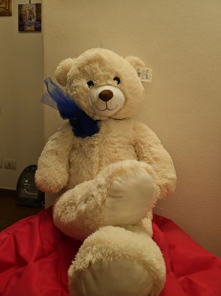Orsacchiotto di peluche bianco