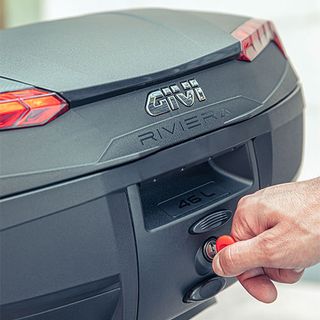 GIVI E46 Riviera Monolock Top Case CATADIOPTICO RO
