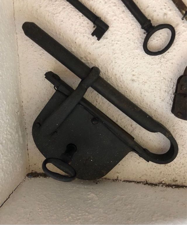 Antigua coleccion candados y llaves