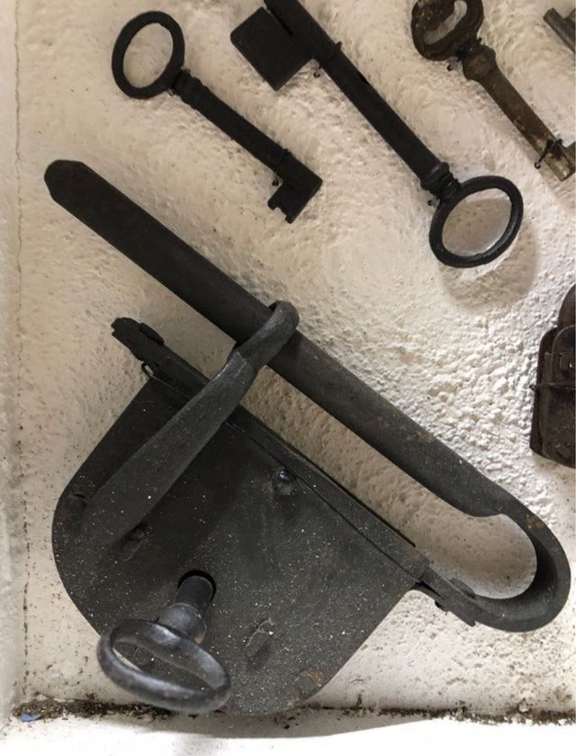 Antigua coleccion candados y llaves