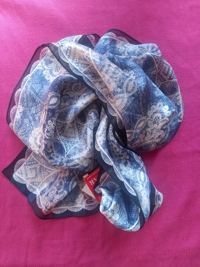 Fular de seda de Oscar de la Renta