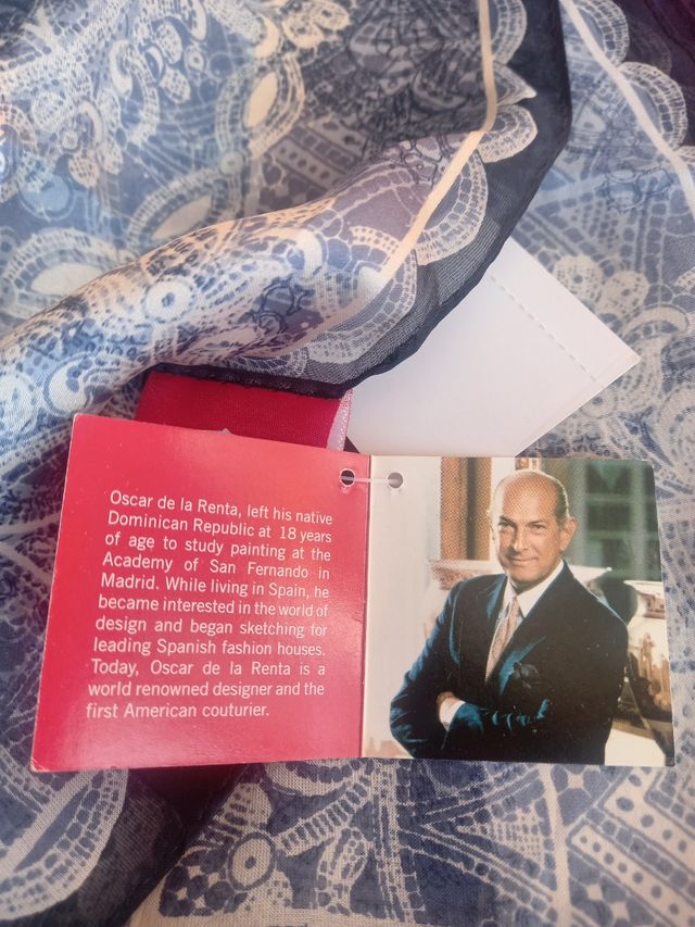 Fular de seda de Oscar de la Renta