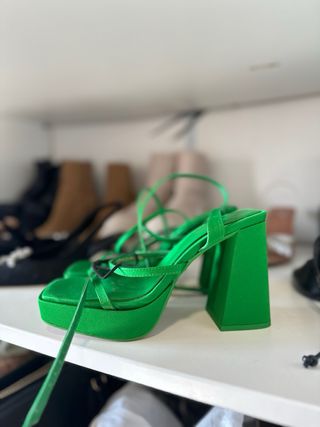 Zapato tacón Zara