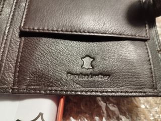 Cartera de piel auténtica 