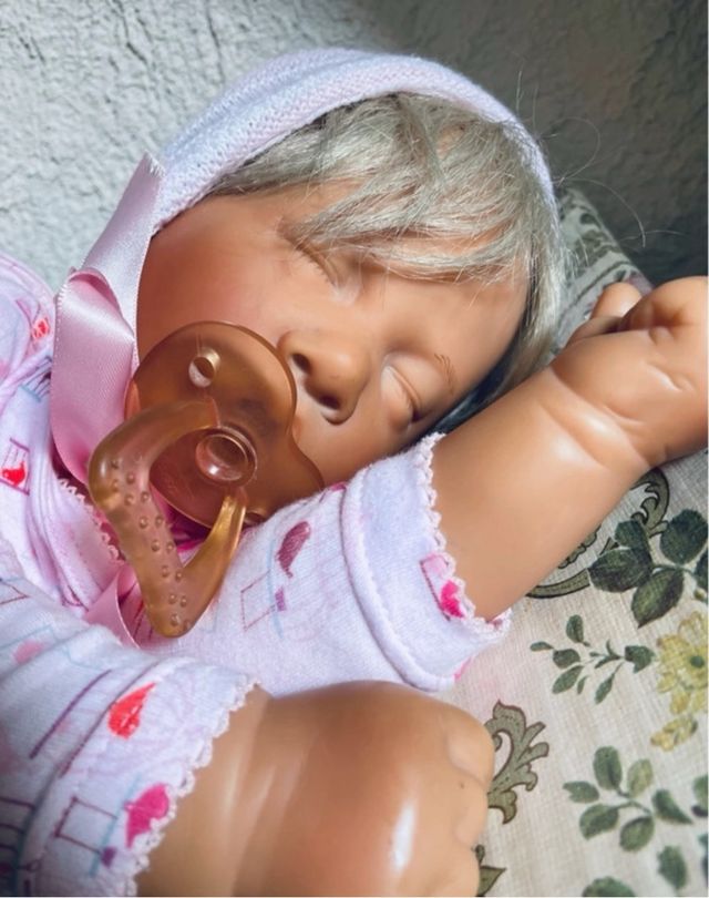 Bebe realista , EEUU